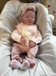 thumb_197_Marielle.jpg